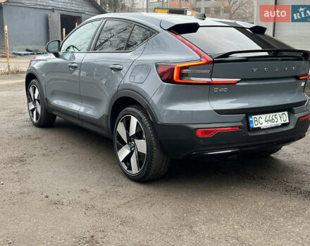 Серый Вольво C40 Recharge, объемом двигателя 0 л и пробегом 12 тыс. км за 29500 $, фото 4 на Automoto.ua