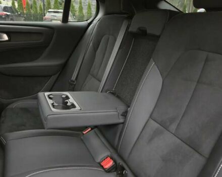 Сірий Вольво C40 Recharge, об'ємом двигуна 0 л та пробігом 68 тис. км за 27900 $, фото 12 на Automoto.ua