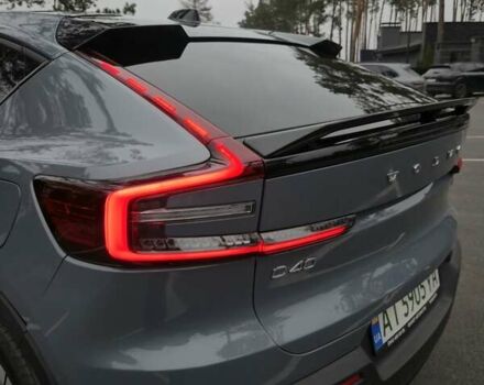 Сірий Вольво C40 Recharge, об'ємом двигуна 0 л та пробігом 68 тис. км за 27900 $, фото 1 на Automoto.ua