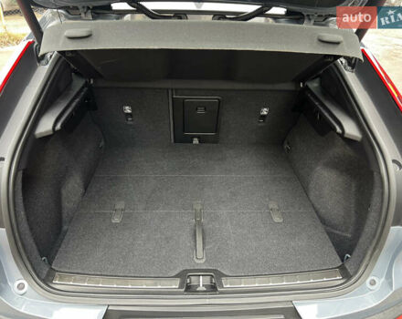 Серый Вольво C40 Recharge, объемом двигателя 0 л и пробегом 12 тыс. км за 29500 $, фото 48 на Automoto.ua