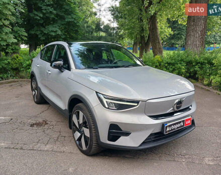 Серый Вольво C40 Recharge, объемом двигателя 0 л и пробегом 21 тыс. км за 41790 $, фото 2 на Automoto.ua