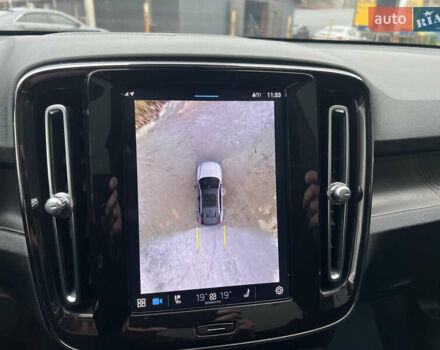 Серый Вольво C40 Recharge, объемом двигателя 0 л и пробегом 12 тыс. км за 29500 $, фото 38 на Automoto.ua