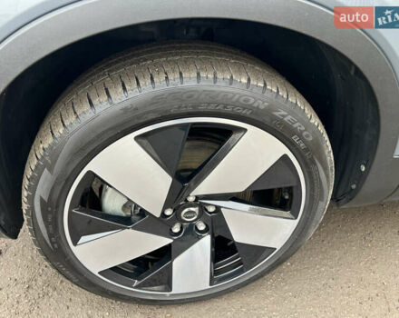 Серый Вольво C40 Recharge, объемом двигателя 0 л и пробегом 12 тыс. км за 29500 $, фото 25 на Automoto.ua