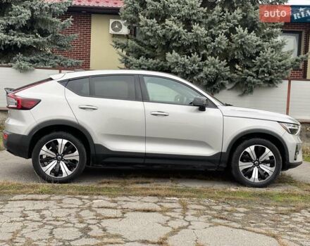 Серый Вольво C40 Recharge, объемом двигателя 0 л и пробегом 11 тыс. км за 26200 $, фото 2 на Automoto.ua