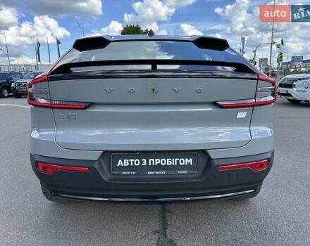 Серый Вольво C40 Recharge, объемом двигателя 0 л и пробегом 15 тыс. км за 43000 $, фото 6 на Automoto.ua
