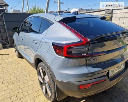 Вольво C40 Recharge 2023 в Ровно на Automoto.ua Серый Вольво C40 Recharge, объемом двигателя 0 л и пробегом 25 тыс. км за 34500 $, фото 4 на Automoto.ua