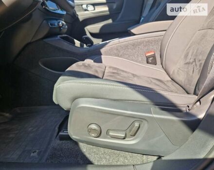 Вольво C40 Recharge 2023 в Ровно на Automoto.ua Серый Вольво C40 Recharge, объемом двигателя 0 л и пробегом 25 тыс. км за 34500 $, фото 11 на Automoto.ua