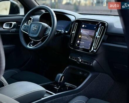 Сірий Вольво C40 Recharge, об'ємом двигуна 0 л та пробігом 69 тис. км за 28500 $, фото 12 на Automoto.ua