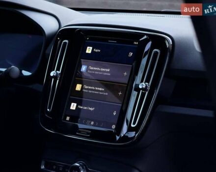 Сірий Вольво C40 Recharge, об'ємом двигуна 0 л та пробігом 69 тис. км за 28500 $, фото 13 на Automoto.ua