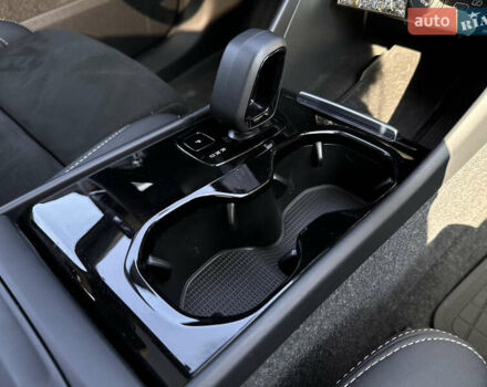 Серый Вольво C40 Recharge, объемом двигателя 0 л и пробегом 32 тыс. км за 29500 $, фото 7 на Automoto.ua