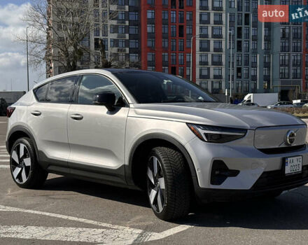 Серый Вольво C40 Recharge, объемом двигателя 0 л и пробегом 32 тыс. км за 29500 $, фото 2 на Automoto.ua