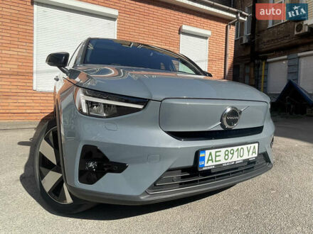 Вольво C40 Recharge 2023 в Днепре (Днепропетровске) на Automoto.ua Серый Вольво C40 Recharge, объемом двигателя 0 л и пробегом 25 тыс. км за 31000 $, фото 1 на Automoto.ua