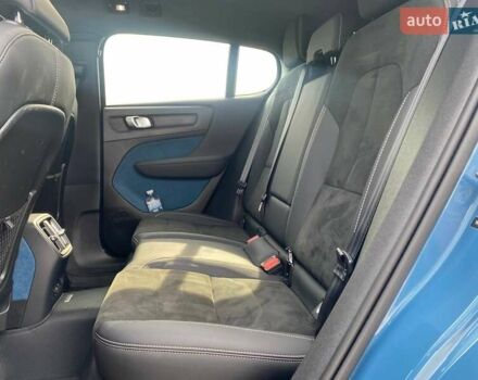 Синий Вольво C40 Recharge, объемом двигателя 0 л и пробегом 51 тыс. км за 31500 $, фото 20 на Automoto.ua