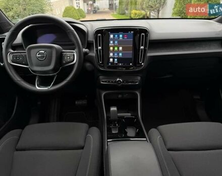 Синий Вольво C40 Recharge, объемом двигателя 0 л и пробегом 43 тыс. км за 28333 $, фото 5 на Automoto.ua