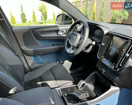 Синій Вольво C40 Recharge, об'ємом двигуна 0 л та пробігом 25 тис. км за 32800 $, фото 11 на Automoto.ua