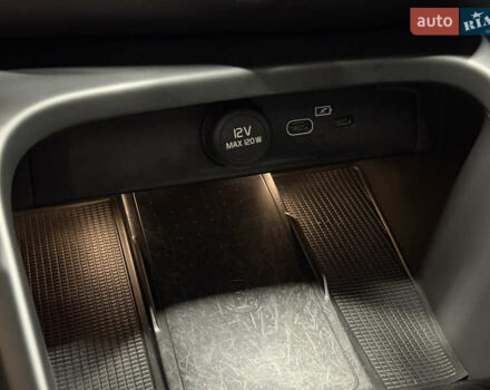 Синій Вольво C40 Recharge, об'ємом двигуна 0 л та пробігом 165 тис. км за 27000 $, фото 85 на Automoto.ua