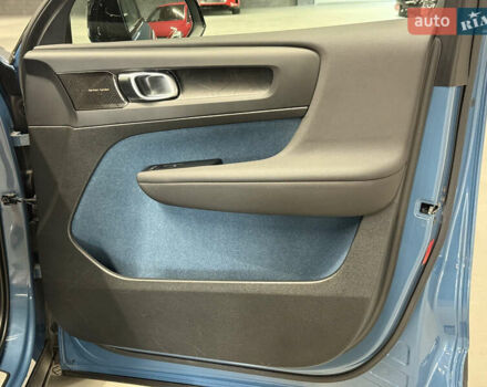 Синій Вольво C40 Recharge, об'ємом двигуна 0 л та пробігом 165 тис. км за 27000 $, фото 62 на Automoto.ua