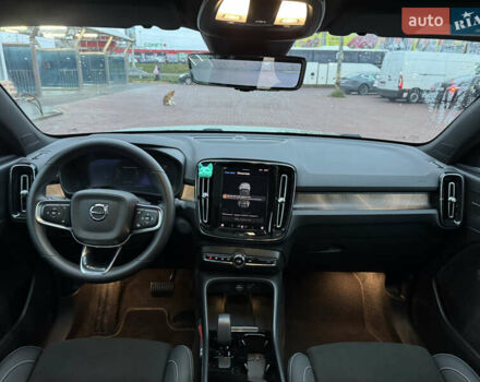 Зеленый Вольво C40 Recharge, объемом двигателя 0 л и пробегом 26 тыс. км за 33999 $, фото 32 на Automoto.ua