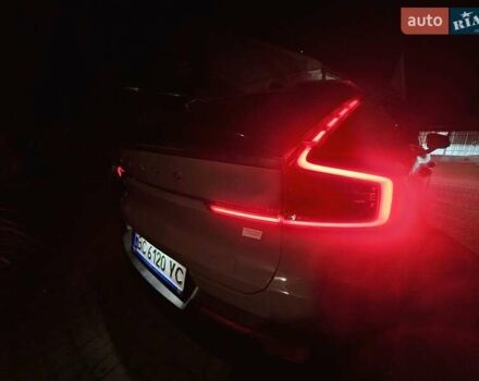 Зелений Вольво C40 Recharge, об'ємом двигуна 0 л та пробігом 14 тис. км за 37000 $, фото 48 на Automoto.ua