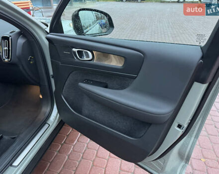 Зеленый Вольво C40 Recharge, объемом двигателя 0 л и пробегом 26 тыс. км за 33999 $, фото 46 на Automoto.ua