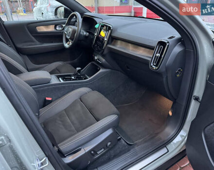 Зеленый Вольво C40 Recharge, объемом двигателя 0 л и пробегом 26 тыс. км за 33999 $, фото 29 на Automoto.ua