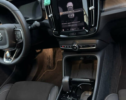 Зеленый Вольво C40 Recharge, объемом двигателя 0 л и пробегом 26 тыс. км за 33999 $, фото 50 на Automoto.ua