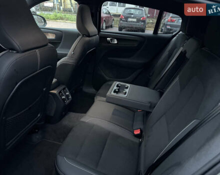 Зеленый Вольво C40 Recharge, объемом двигателя 0 л и пробегом 26 тыс. км за 33999 $, фото 23 на Automoto.ua