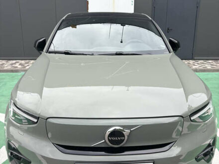 Вольво C40 Recharge 2023 в Киеве на Automoto.ua Зеленый Вольво C40 Recharge, объемом двигателя 0 л и пробегом 16 тыс. км за 42000 $, фото 1 на Automoto.ua