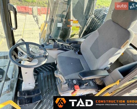 Желтый Вольво EW 210, объемом двигателя 0 л и пробегом 2 тыс. км за 112989 $, фото 5 на Automoto.ua