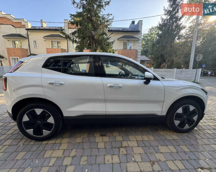 Белый Вольво EX30, объемом двигателя 0 л и пробегом 16 тыс. км за 26750 $, фото 73 на Automoto.ua