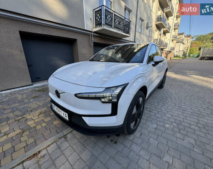 Белый Вольво EX30, объемом двигателя 0 л и пробегом 16 тыс. км за 26750 $, фото 68 на Automoto.ua