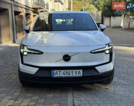 Белый Вольво EX30, объемом двигателя 0 л и пробегом 16 тыс. км за 26750 $, фото 1 на Automoto.ua