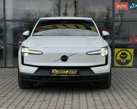 Белый Вольво EX30, объемом двигателя 0 л и пробегом 17 тыс. км за 27500 $, фото 1 на Automoto.ua