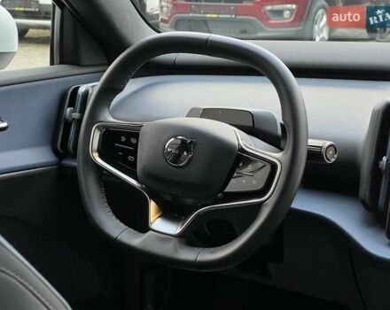 Белый Вольво EX30, объемом двигателя 0 л и пробегом 17 тыс. км за 27500 $, фото 12 на Automoto.ua