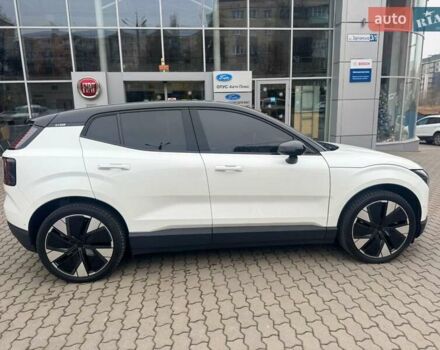 Білий Вольво EX30, об'ємом двигуна 0 л та пробігом 9 тис. км за 36800 $, фото 6 на Automoto.ua