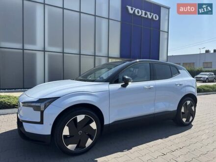 Вольво EX30 2024 в Харькове на Automoto.ua Белый Вольво EX30, объемом двигателя 0 л и пробегом 8 тыс. км за 42878 $, фото 1 на Automoto.ua