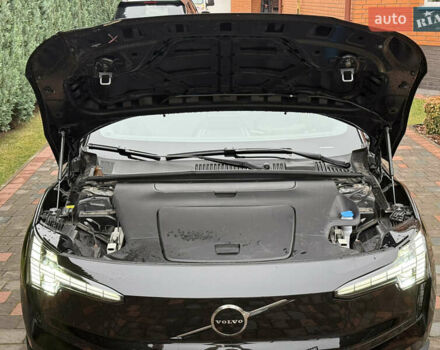 Черный Вольво EX30, объемом двигателя 0 л и пробегом 4 тыс. км за 22000 $, фото 18 на Automoto.ua
