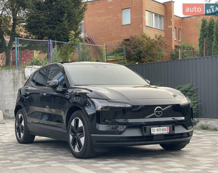 Черный Вольво EX30, объемом двигателя 0 л и пробегом 16 тыс. км за 32900 $, фото 4 на Automoto.ua