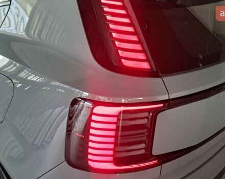 Вольво EX30, объемом двигателя 0 л и пробегом 0 тыс. км за 42568 $, фото 4 на Automoto.ua