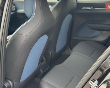 Вольво EX30, объемом двигателя 0 л и пробегом 0 тыс. км за 44098 $, фото 10 на Automoto.ua