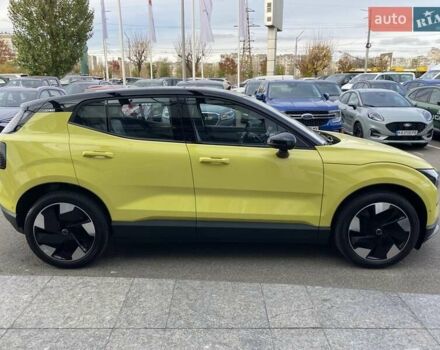 Желтый Вольво EX30, объемом двигателя 0 л и пробегом 19 тыс. км за 43034 $, фото 6 на Automoto.ua