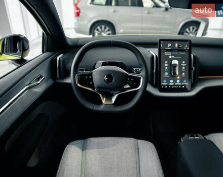 Желтый Вольво EX30, объемом двигателя 0 л и пробегом 6 тыс. км за 44292 $, фото 17 на Automoto.ua