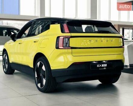 Желтый Вольво EX30, объемом двигателя 0 л и пробегом 6 тыс. км за 44292 $, фото 6 на Automoto.ua