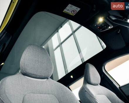 Желтый Вольво EX30, объемом двигателя 0 л и пробегом 6 тыс. км за 44292 $, фото 24 на Automoto.ua