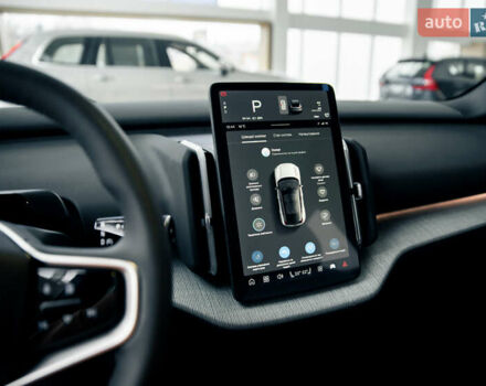 Желтый Вольво EX30, объемом двигателя 0 л и пробегом 6 тыс. км за 44292 $, фото 22 на Automoto.ua