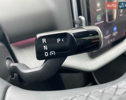 Желтый Вольво EX30, объемом двигателя 0 л и пробегом 19 тыс. км за 43034 $, фото 22 на Automoto.ua