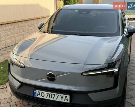 Серый Вольво EX30, объемом двигателя 0 л и пробегом 11 тыс. км за 24500 $, фото 9 на Automoto.ua