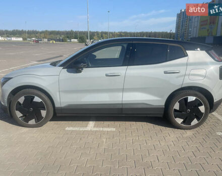 Серый Вольво EX30, объемом двигателя 0 л и пробегом 12 тыс. км за 35500 $, фото 3 на Automoto.ua