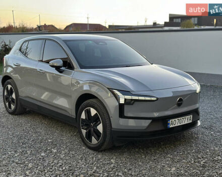 Серый Вольво EX30, объемом двигателя 0 л и пробегом 13 тыс. км за 25900 $, фото 9 на Automoto.ua