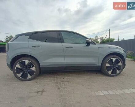 Серый Вольво EX30, объемом двигателя 0 л и пробегом 7 тыс. км за 29749 $, фото 6 на Automoto.ua